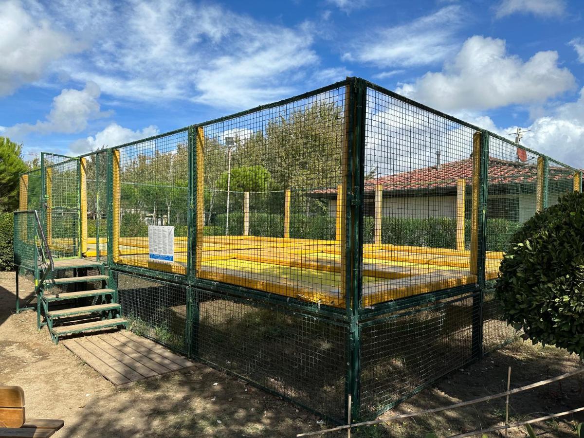 Comfortabele Familie Chalets Met Veranda Incl Airco Dichtbij Zee! 维亚雷焦 外观 照片