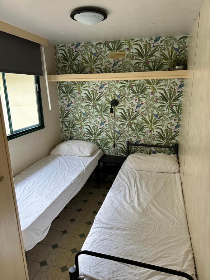Comfortabele Familie Chalets Met Veranda Incl Airco Dichtbij Zee! 维亚雷焦 外观 照片