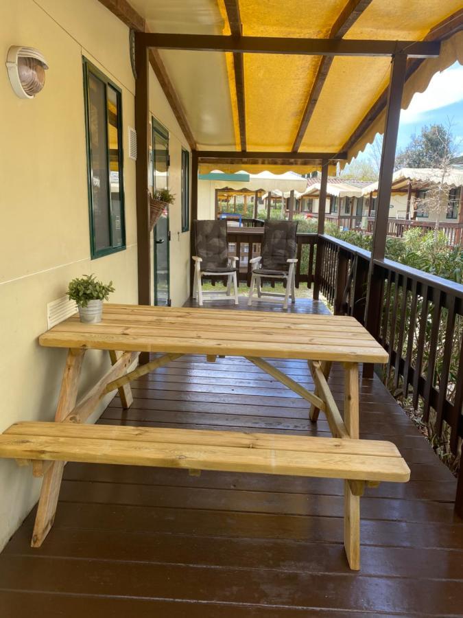Comfortabele Familie Chalets Met Veranda Incl Airco Dichtbij Zee! 维亚雷焦 外观 照片