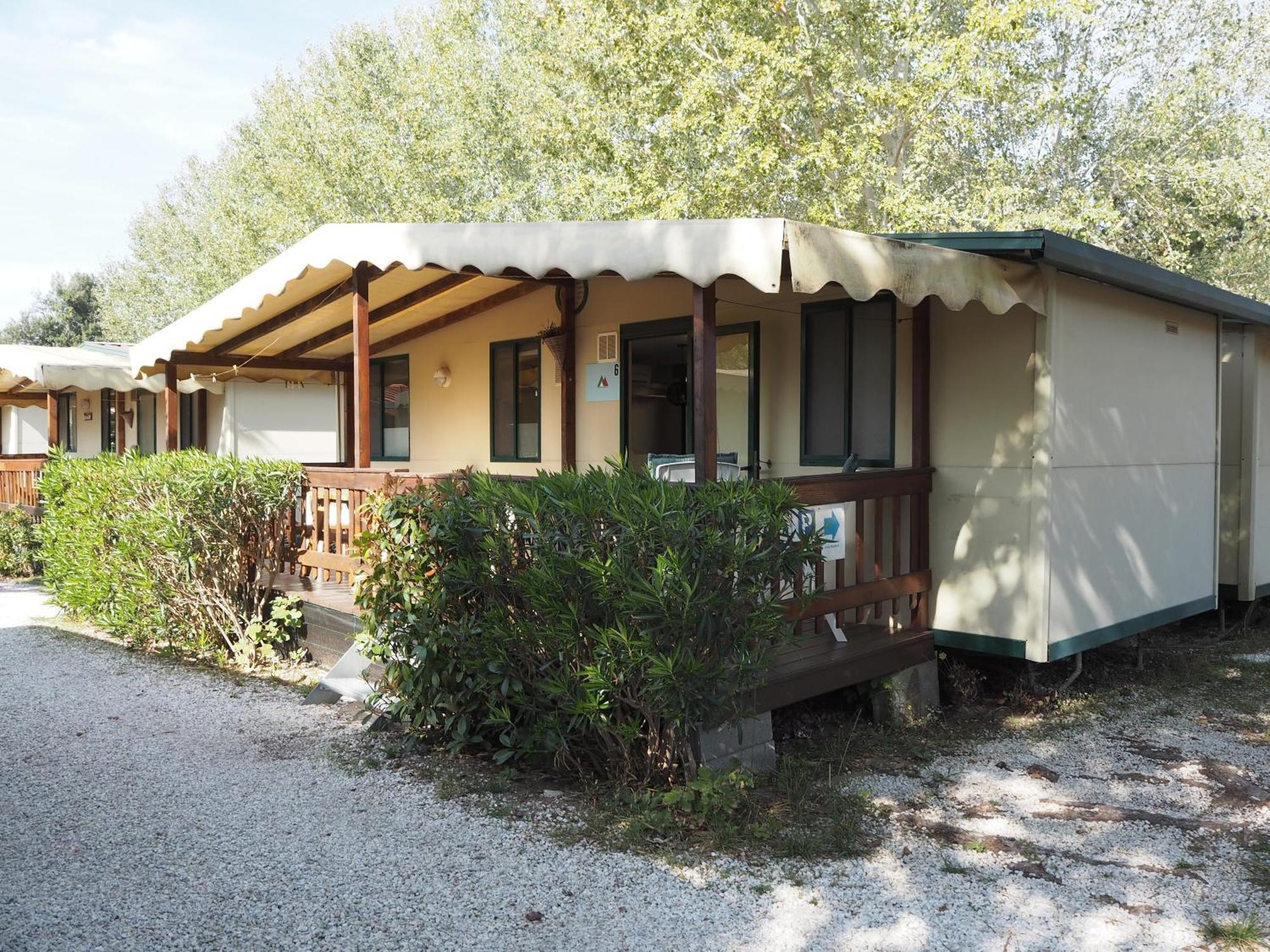 Comfortabele Familie Chalets Met Veranda Incl Airco Dichtbij Zee! 维亚雷焦 外观 照片